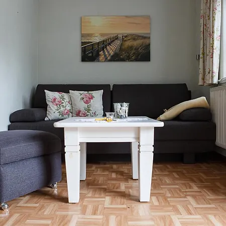 Апартаменты Gaestehaus Matzen Whg Sylt